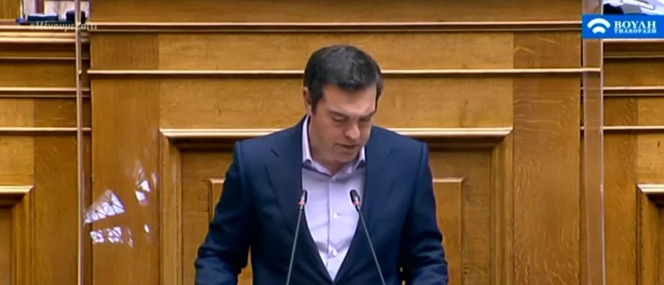 Σφοδρή κόντρα στη Βουλή για τα «αμαρτωλά» voucher