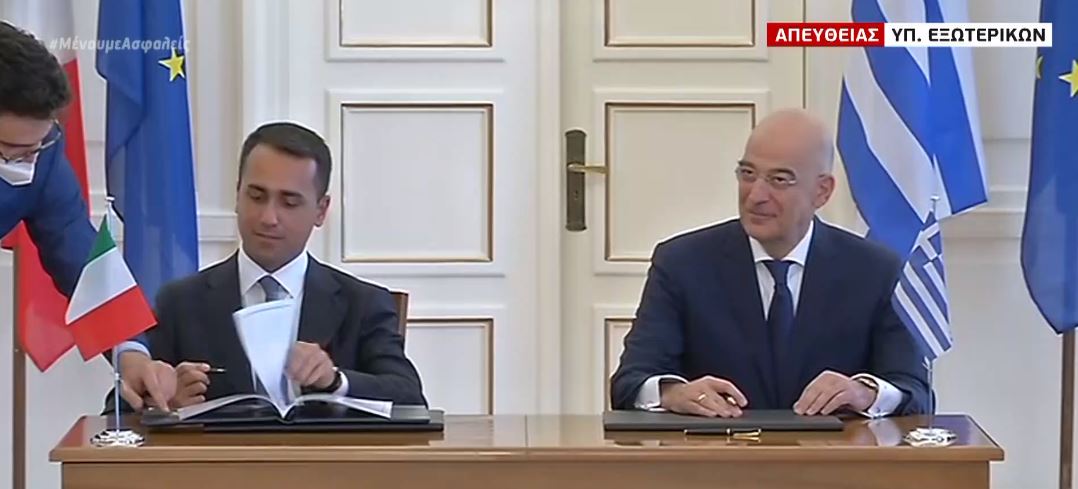 Δένδιας και Ντι Μαϊο υπέγραψαν την ελληνοϊταλική ΑΟΖ