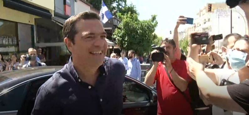 Θεσσαλονίκη: Στην αγορά του Ευόσμου ο Αλέξης Τσίπρας