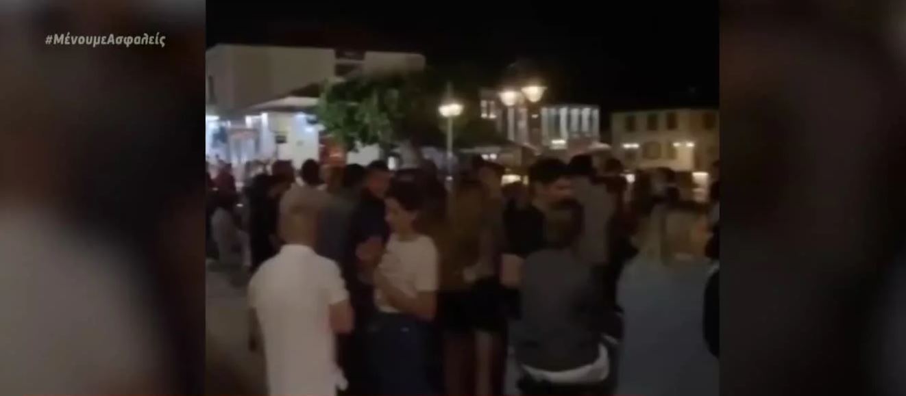 Έτοιμη για αυστηρότερες ποινές στα μπαρ με συνωστισμό η κυβέρνηση