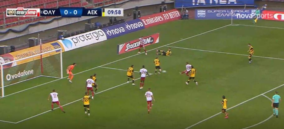 Super League: Ο Ολυμπιακός νίκησε άνετα την ΑΕΚ 3-0, κάνοντας πρόβα τελικού