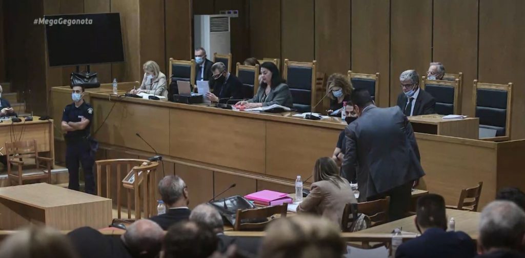 Δίκη Χρυσής Αυγής: Κλάμα, ποινή και.. πεϊνιρλί – Οι προσπάθειες των χρυσαυγιτών να μειωθεί ο χρόνος φυλάκισής τους