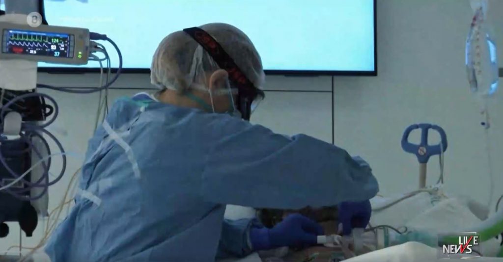 Κορωνοϊός: Οριακή κατάσταση στο μέτωπο της πανδημίας