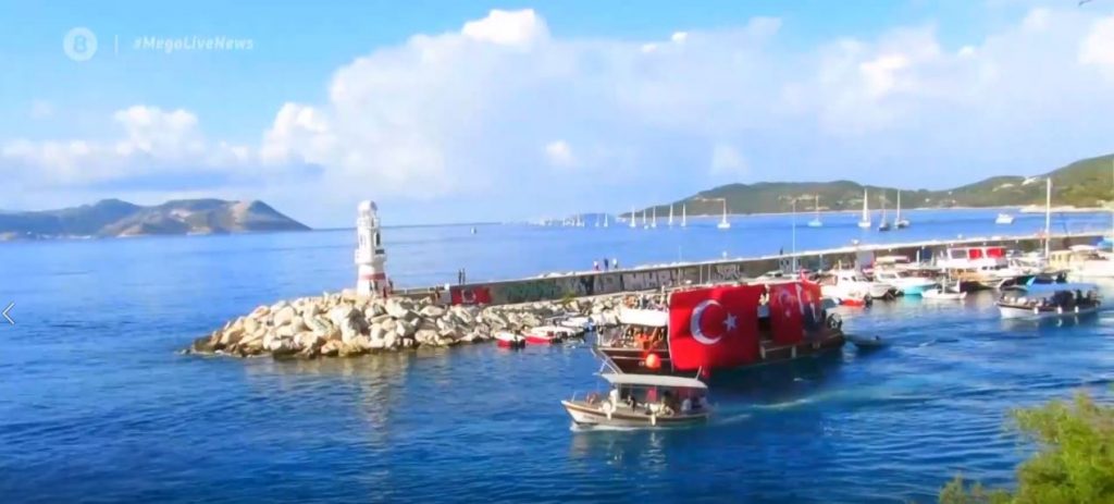 Ελληνοτουρκικά: Προκλητικό σόου Ερντογάν απέναντι από το Καστελόριζο