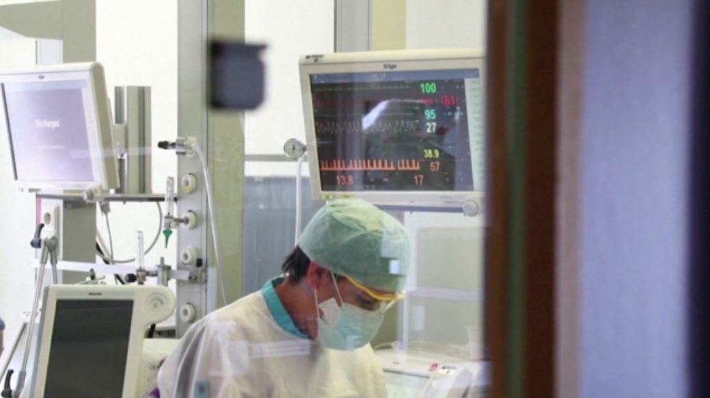 Κορωνοϊός: Στα 1.176 τα νέα κρούσματα – Στους 406 οι διασωληνωμένοι