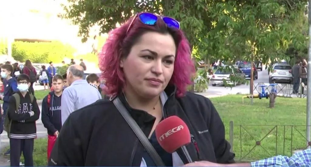 Η μητέρα του 14χρονου μαθητή που συνελήφθη μιλά στο MEGA