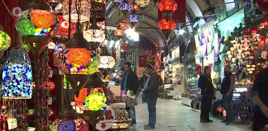 Oι Τούρκοι ζουν με 300 ευρώ - Στερούνται τα βασικά αγαθά και ο Ερντογάν τους μοιράζει... τσάι