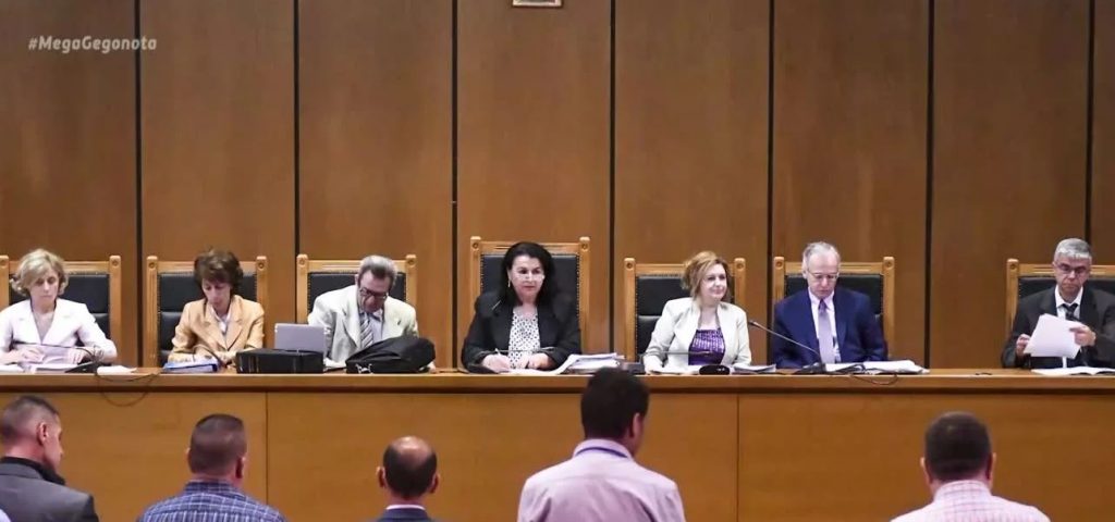 Αντίστροφη μέτρηση για τις ποινές στην εγκληματική οργάνωση Χρυσή Αυγή