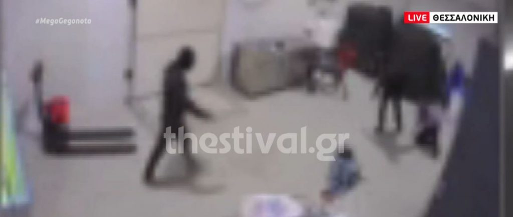 Θεσσαλονίκη: Καρέ – καρέ η ληστεία σε εταιρεία στη Νικόπολη