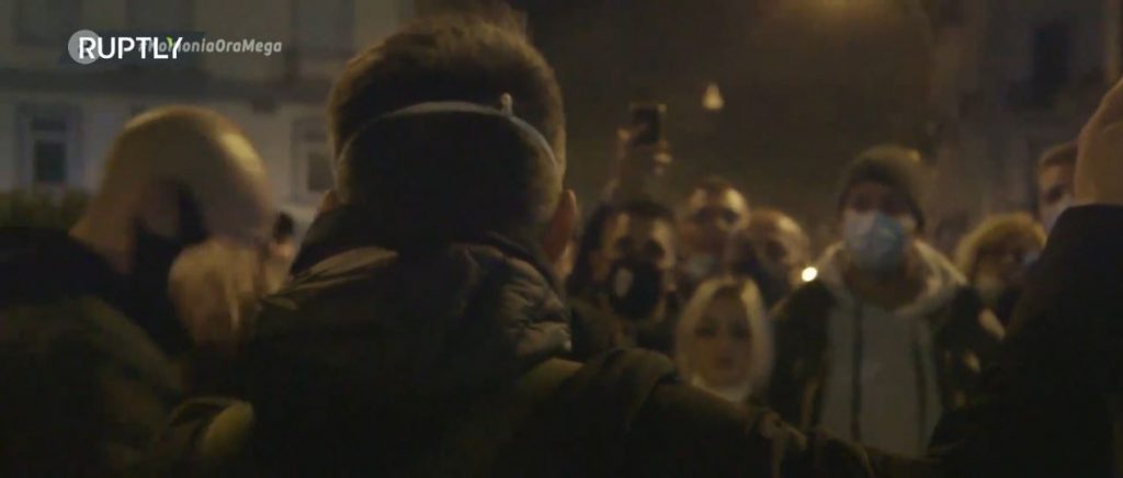 Κορωνοϊός: Διαμαρτυρίες για τα μέτρα στην Ιταλία – Στο «κόκκινο» η Ρωσία