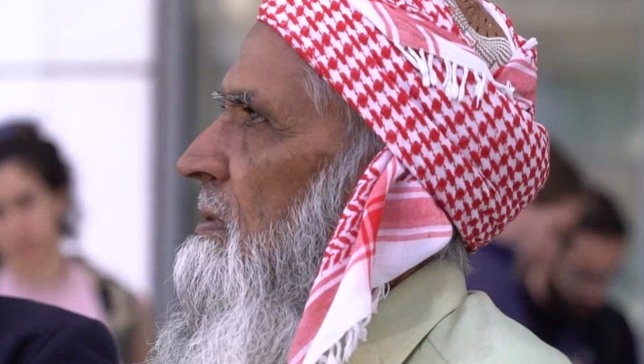 Συγκλονίζει ο πατέρας του Σαχζάτ Λουκμάν – Τραγική φιγούρα στη δίκη της Χρυσής Αυγής