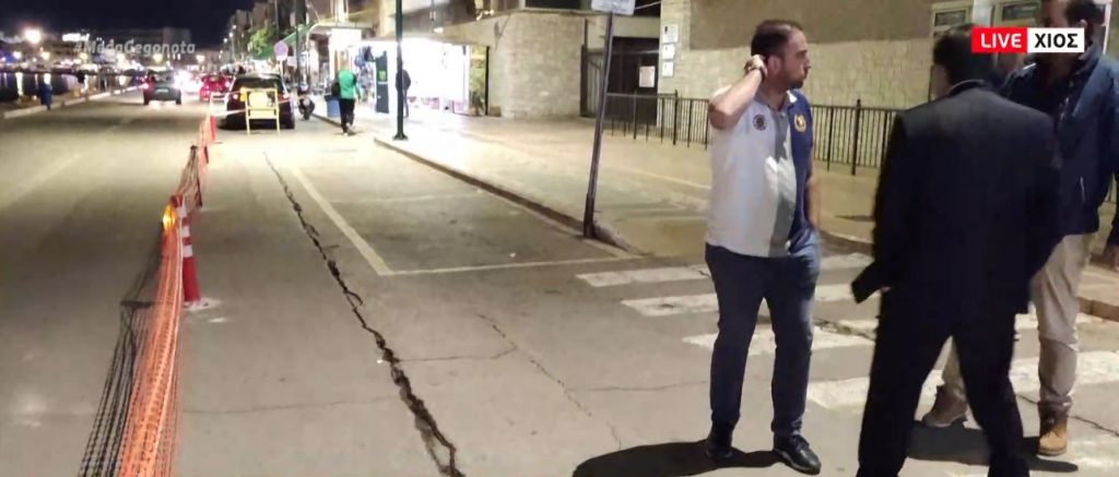 Σεισμός: Ζημιές και στη Χίο – Ρωγμές στο λιμάνι