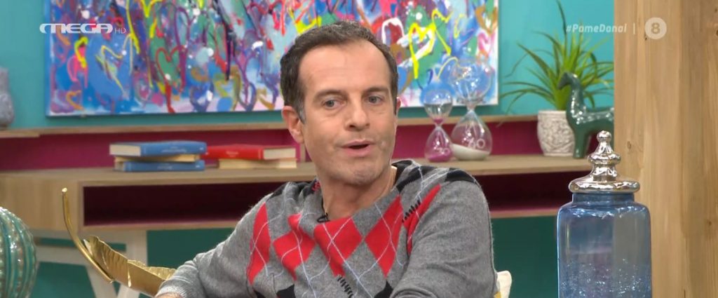 Ο Άρης Καβατζίκης σχολιάζει μοναδικά τα νέα της showbiz από όλο τον κόσμο!