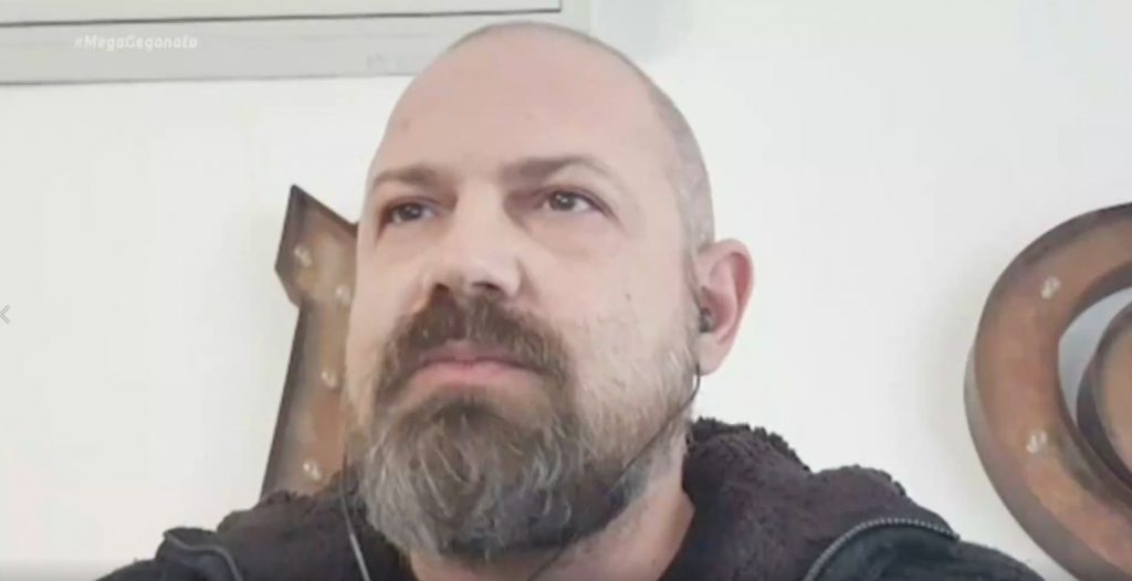 Συγκλονιστική μαρτυρία: Παρακολούθησε την κηδεία του πατέρα του μέσω κινητού