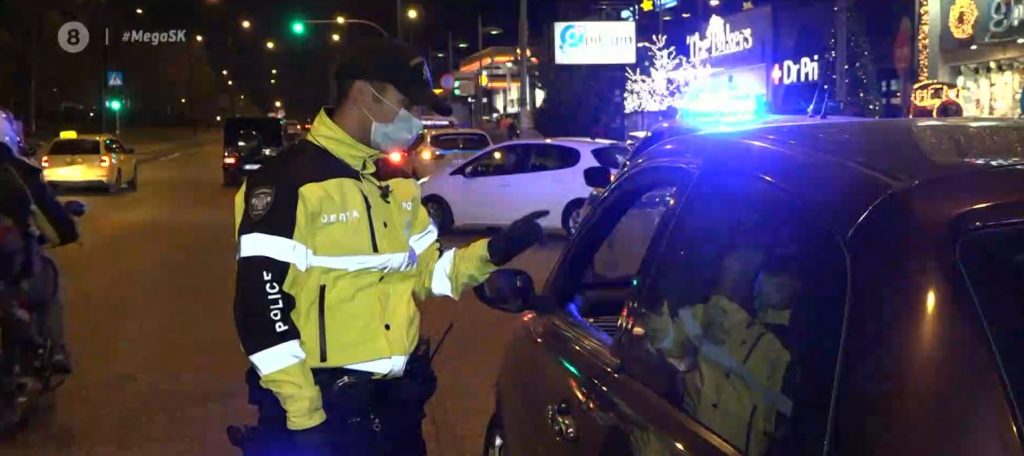 Συνεχείς οι έλεγχοι από τα μπλόκα της Τροχαίας για την τήρηση των μέτρων