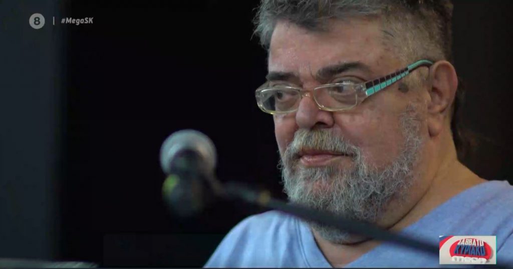 Μια μοναδική συναυλία έρχεται απόψε στις 21.00 στο «Σπίτι με το MEGA» με τον Σταμάτη Κραουνάκη