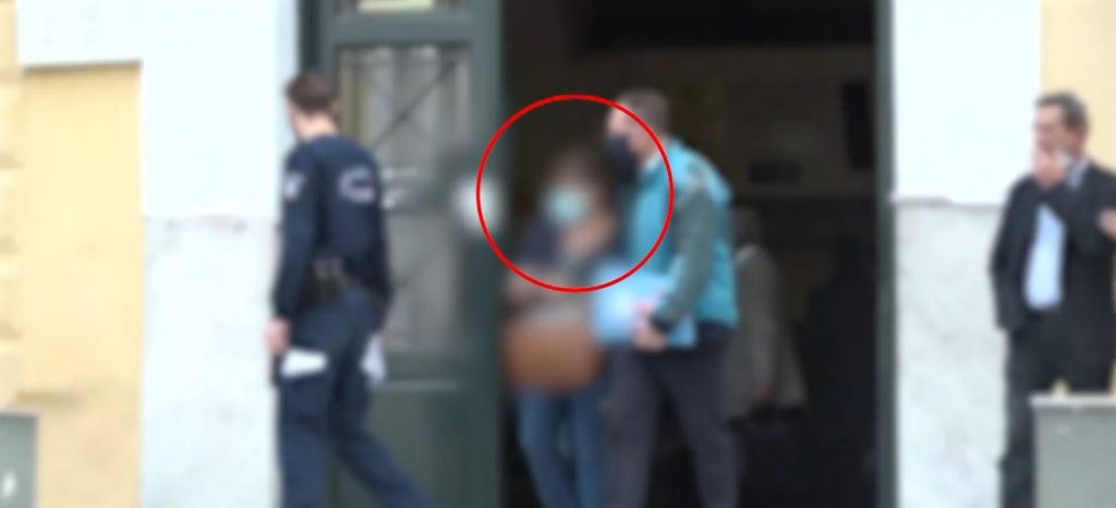Κορωνοϊός: 12 μήνες φυλάκιση στην καθηγήτρια που αρνήθηκε να φορέσει μάσκα στο σχολείο