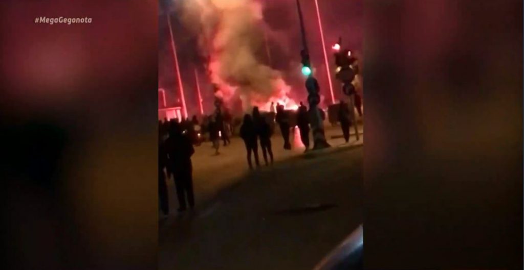 Ένταση και επεισόδια σε διαδήλωση κατά του lockdown στη Δυτική Αττική