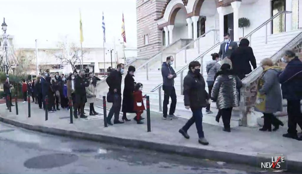 Διαφορετικά τα φετινά Θεοφάνια σε όλη τη χώρα