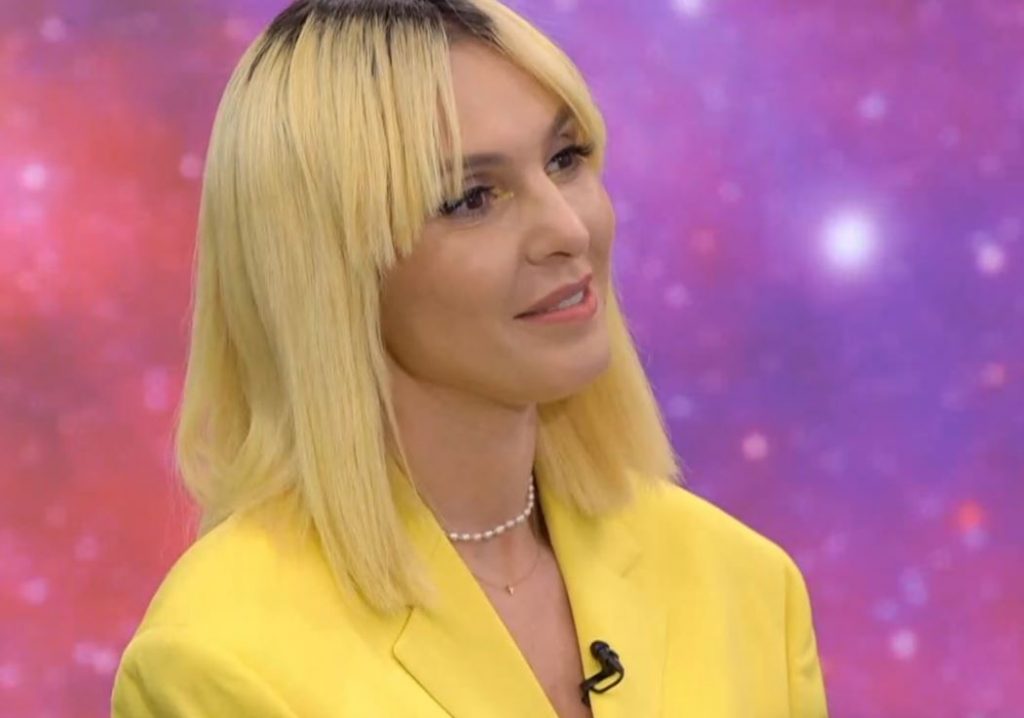 Η Τάμτα στο MEGA STAR