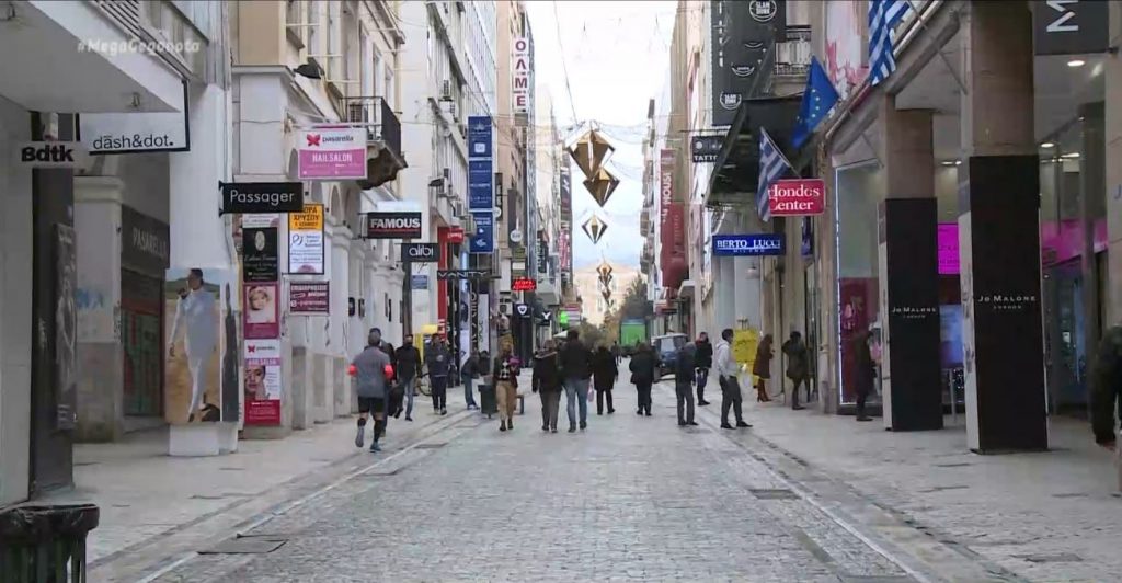 Κορωνοϊός: Ένα βήμα πριν το «σκληρό» lockdown η Αττική – Τι θα γίνει με σχολεία & λιανεμπόριο