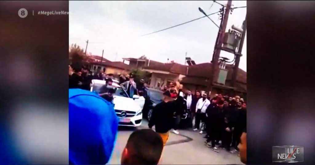 Κορωνοϊός: Σάλος από τα γυρίσματα βίντεο κλιπ στην Ημαθία – Συνωστισμός, χορός & πυροβολισμοί