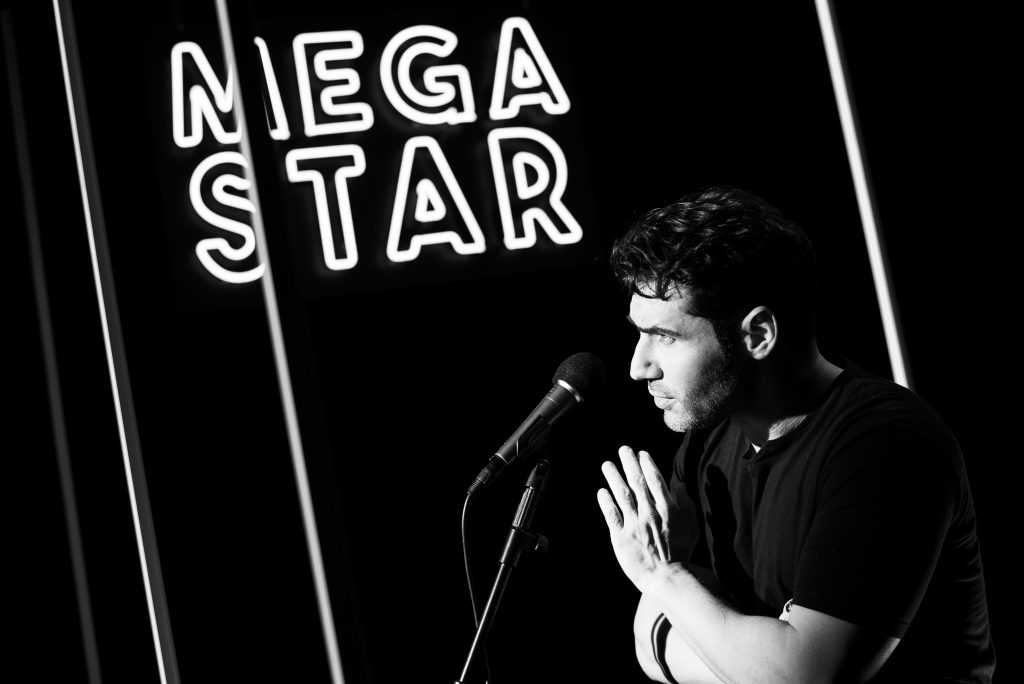 MEGA STAR: Σάββατο στις 16.10 με καλεσμένο τον Πέτρο Ιακωβίδη