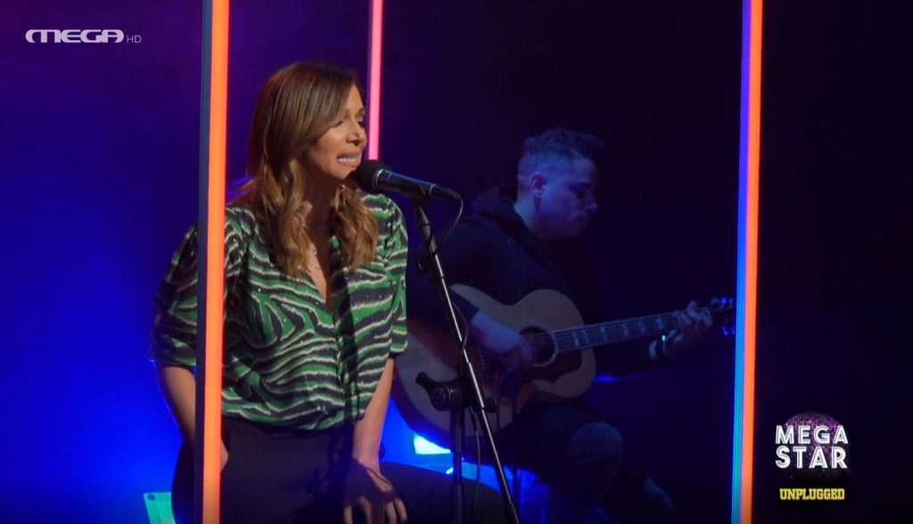 Mega Star: Έλλη Κοκκίνου «Τι έχω τραβήξει» unplugged!