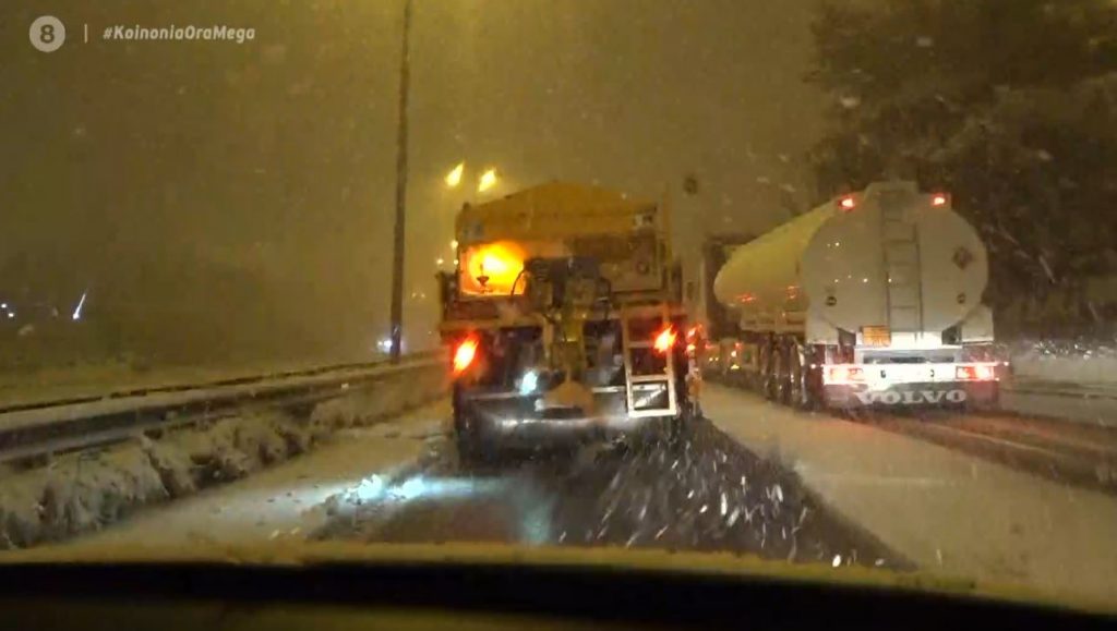 «Μήδεια»: Σφοδρή επέλαση της κακοκαιρίας στην Αττική – Έκλεισε η ΕΟ Αθηνών – Κορίνθου