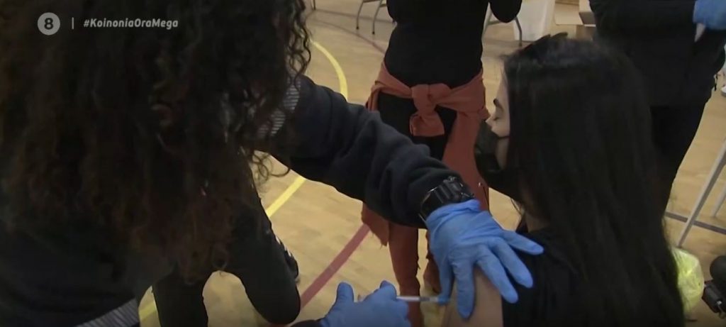 Κορωνοϊός: Η Ουγγαρία παρέλαβε το κινεζικό εμβόλιο – Δωρεάν πίτσα και γλυκό σε όσους εμβολιάζονται στο Ισραήλ