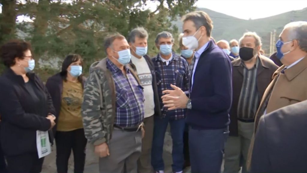 Στο τραπέζι του Μαξίμου το ολικό lockdown