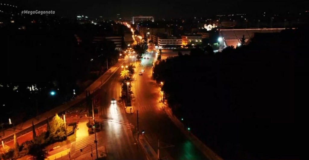 «Κλείσιμο» τριών ταχυτήτων για να αποφευχθεί το ολικό lockdown