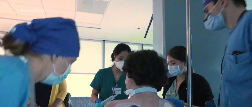 Η πρώτη επιτυχημένη τριπλή μεταμόσχευση προσώπου & χεριών στον κόσμο