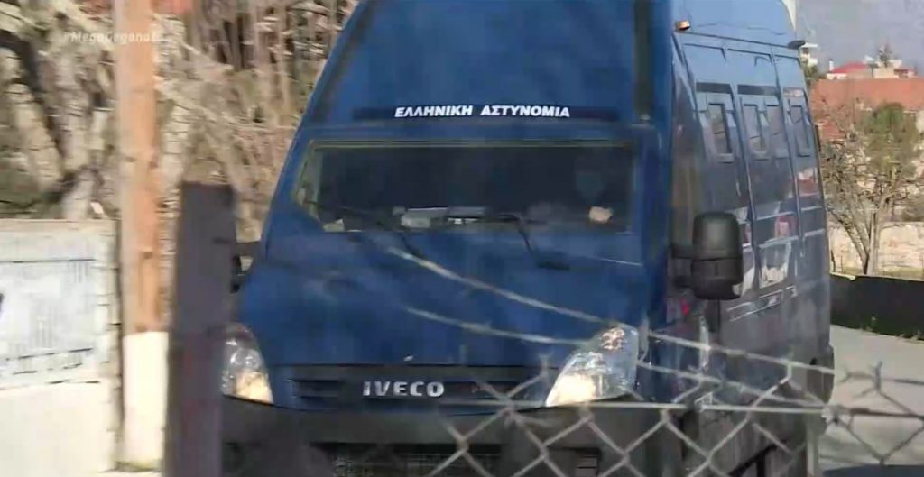 Υπόθεση Λιγνάδη: Ανοίγουν τα στόματα μετά την προφυλάκιση – Ανακουφισμένοι οι μηνυτές