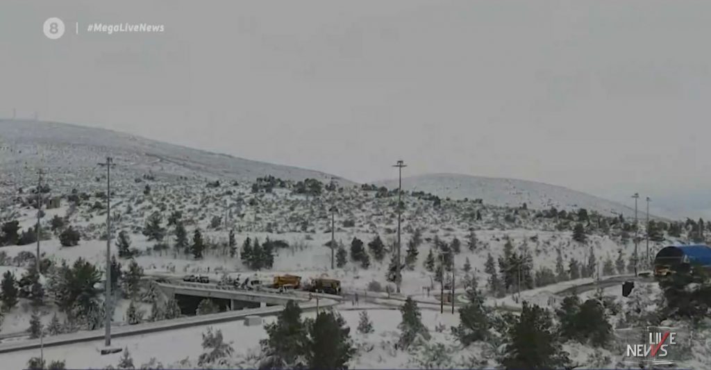 «Μήδεια»: Σε «βαθιά κατάψυξη» η χώρα – Χιόνια & προβλήματα