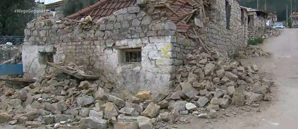 Οδοιπορικό του MEGA στη σεισμόπληκτη Ελασσόνα: Ραγίζουν καρδιές οι ιστορίες πολιτών που έχασαν τις περιουσίες τους