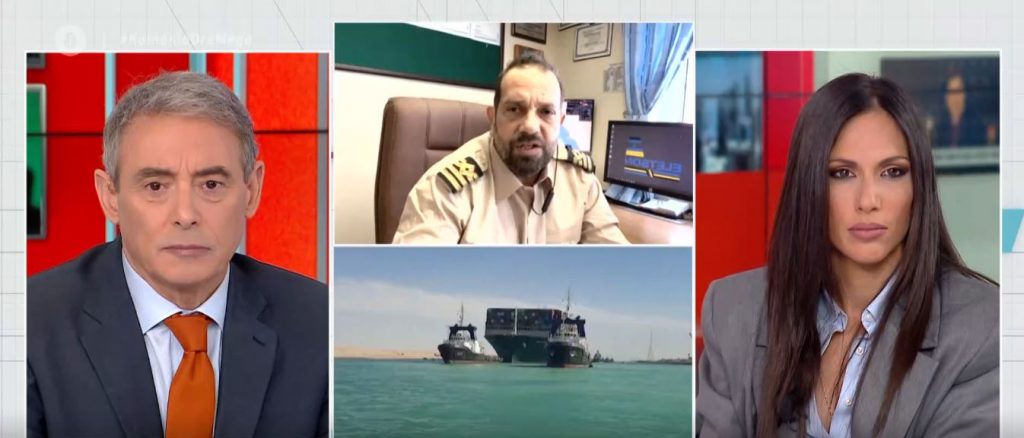 Βάζουν μπροστά τις μηχανές στη διώρυγα του Σουέζ – Έλληνας πλοίαρχος περιγράφει την κατάσταση στο MEGA