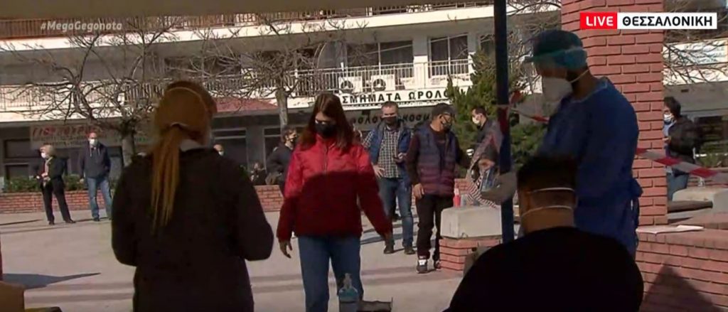 Κορωνοϊός: Rapid tests στη Θεσσαλονίκη – «Ασφυξία» στα νοσοκομεία της Πάτρας – Συναγερμός στο Ηράκλειο