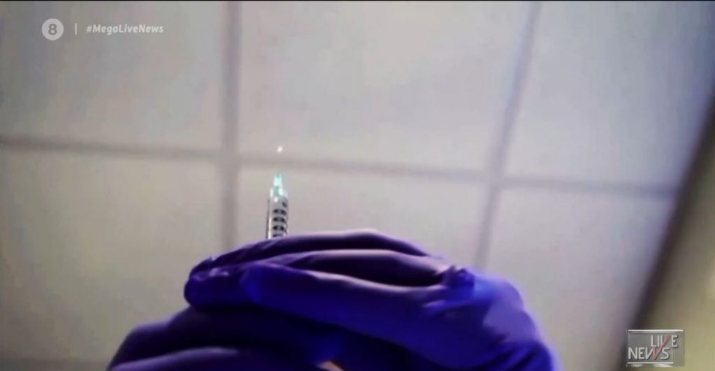 Κως: Αλαλούμ με το χαμένο φιαλίδιο των εμβολίων – Τι λέει στο MEGA η γυναίκα που κλήθηκε από την αστυνομία