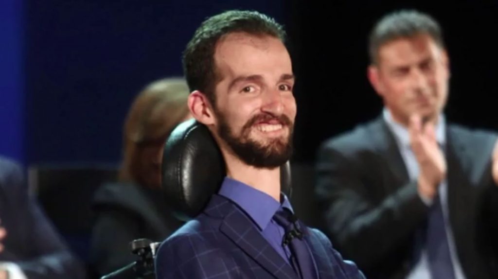 Κυμπουρόπουλος: «Ζητώ συγγνώμη από το κόσμο» – Αντιδράσεις από την αντιπολίτευση