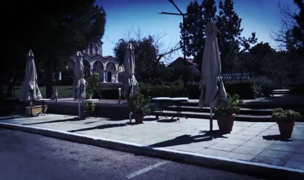 Θρήνος για τους 14 νεκρούς από κορωνοϊό στη Μαλεσίνα