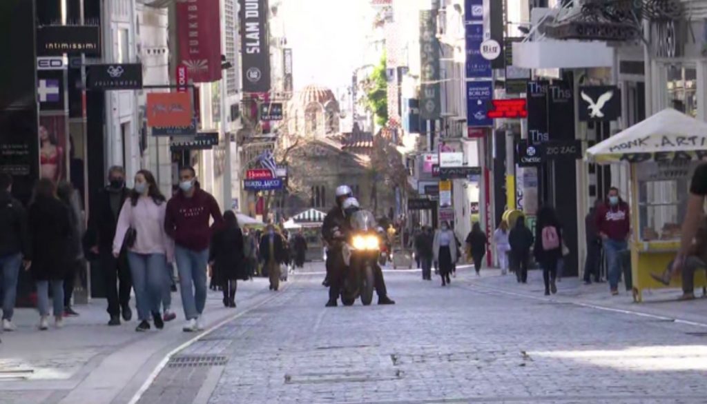 Έτοιμη για σταδιακή άρση των μέτρων η κυβέρνηση αν το επιτρέψουν οι ειδικοί