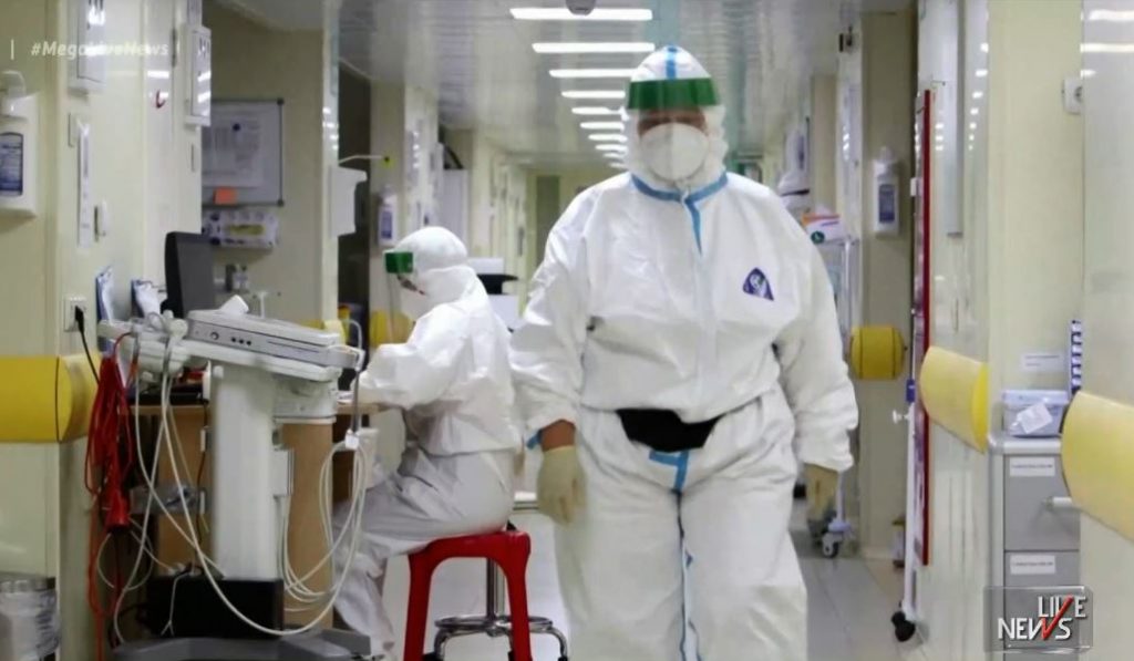 Ο κορωνοϊός γονατίζει τα νοσοκομεία