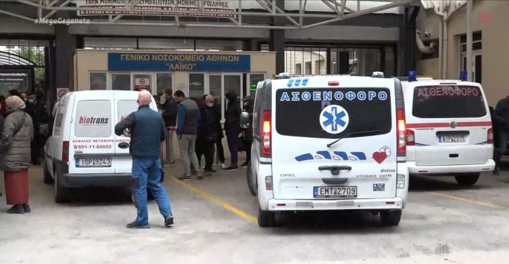 Κορωνοϊός: Εκτός ΜΕΘ διασωληνώνεται 1 στους 4 ασθενείς – Δραματικές οι εφημερίες των νοσοκομείων