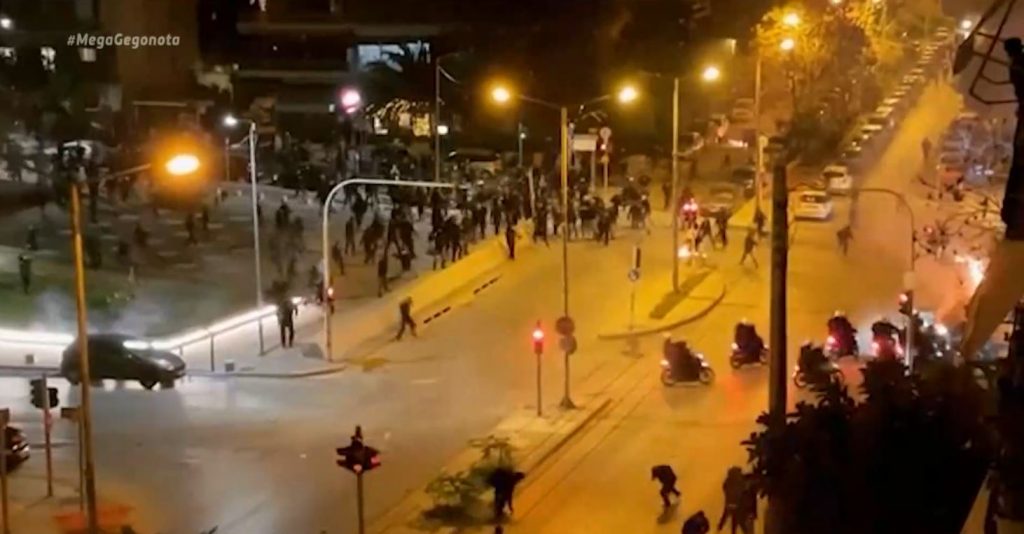 Νέα Σμύρνη: Για απόπειρα ανθρωποκτονίας κατηγορείται ένας εκ των συλληφθέντων