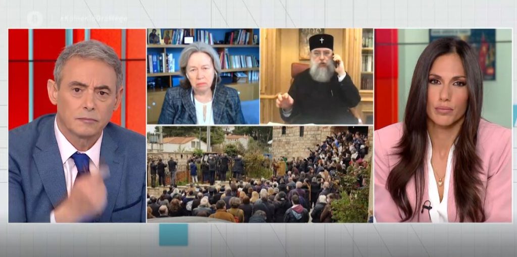 Πλήθος πιστών στην εξόδιο ακολουθία αρχιμανδρίτη