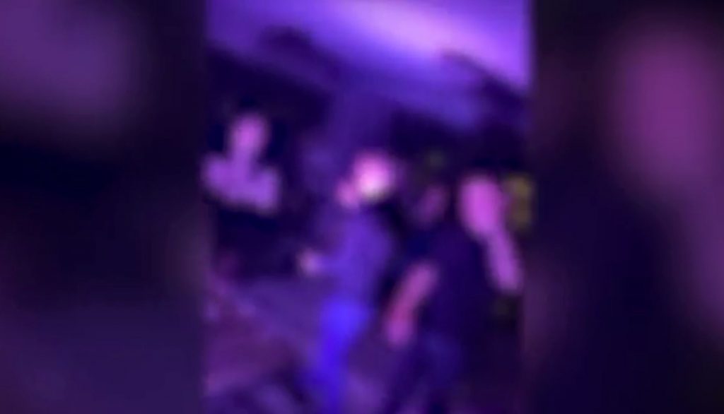 Συναγερμός στην Ελληνική Αστυνομία για κορωνοπάρτι σε σπίτια