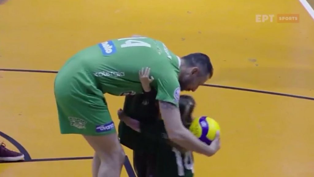 Συγκινητικό «αντίο» για τον Δημήτρη Παντελέοντα