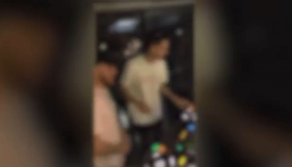 Ξέφρενο πάρτι δεκάδων νεαρών σε βίλα στη Βάρκιζα