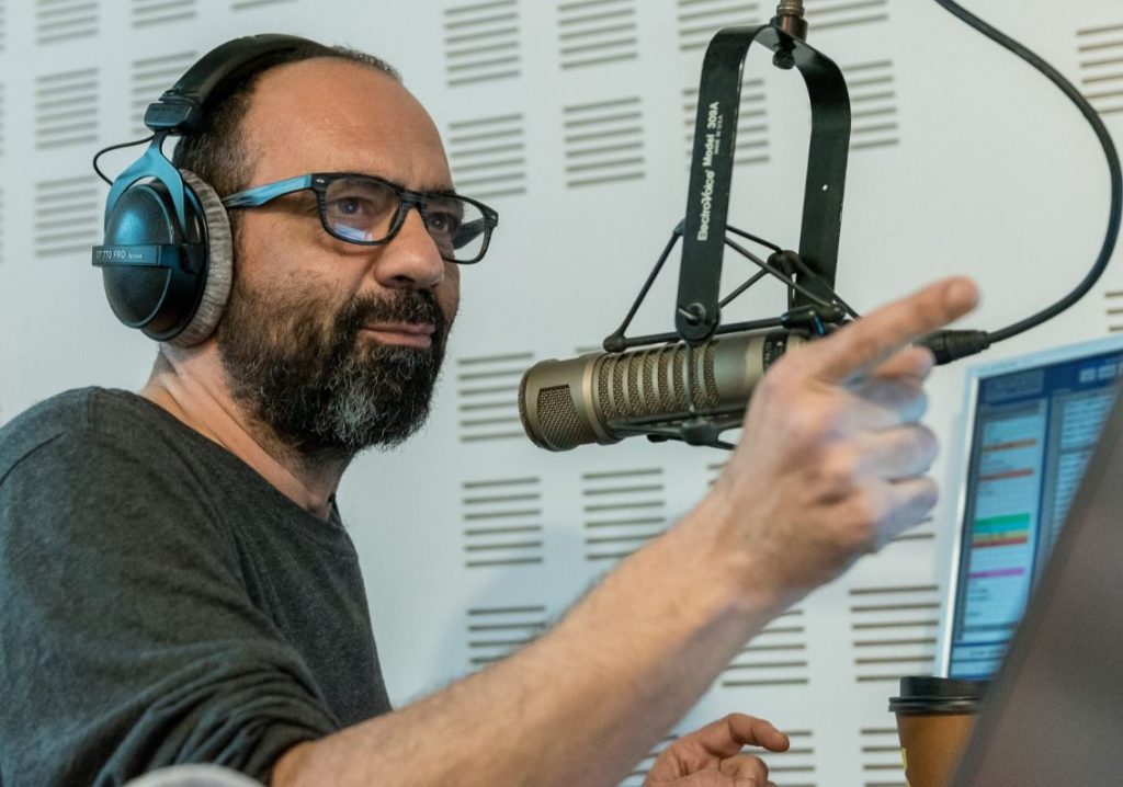 Νίκος Ζαχαριάδης: Πέθανε ο γνωστός δημοσιογράφος